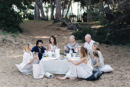 Our Summer guide to the perfect luxury picnic (with 2 Tuscan salad recipes)