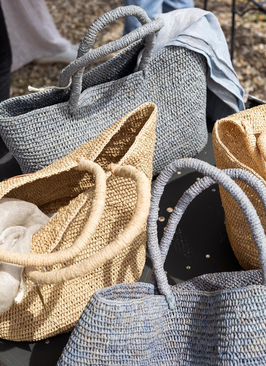 RAFFIA BASKET BAG